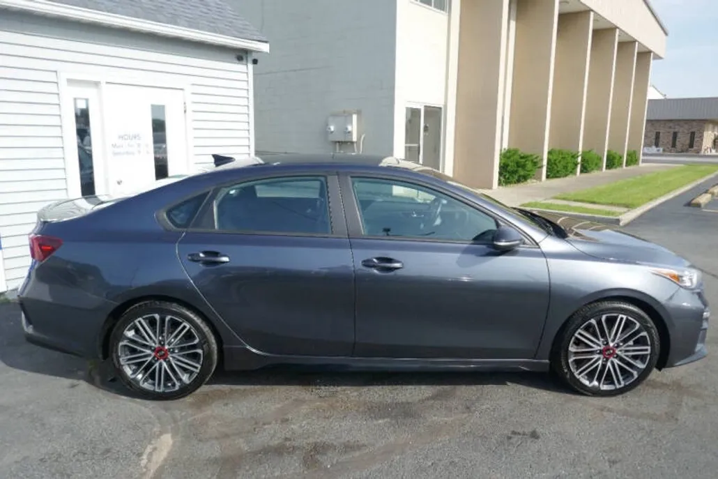 2020 Kia Forte GT photo 1