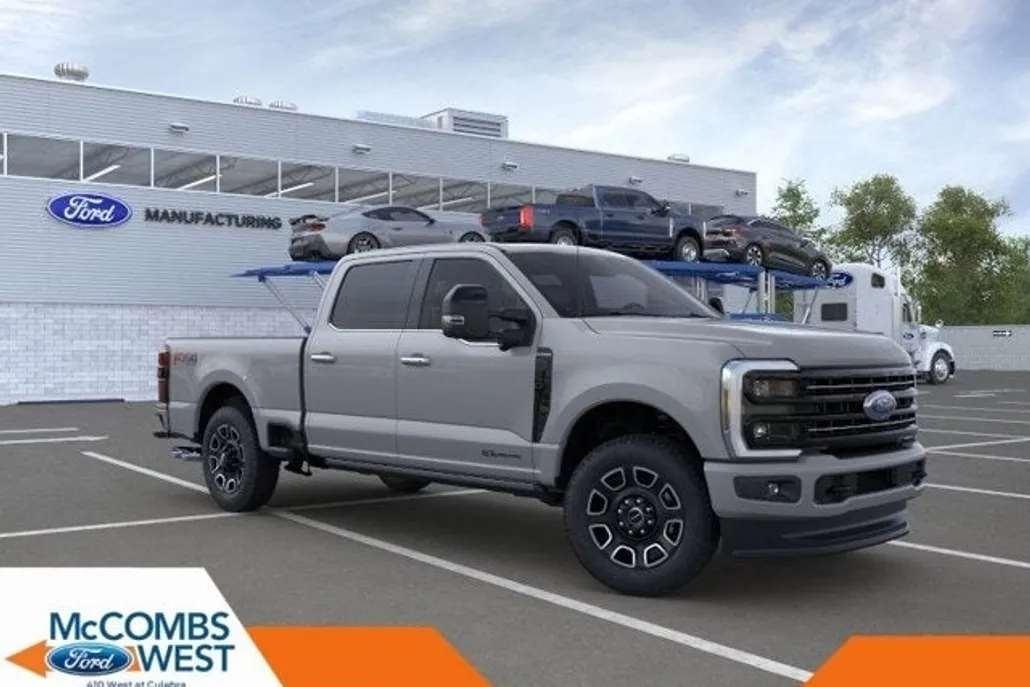 2025 Ford F-250 Platinum photo 1