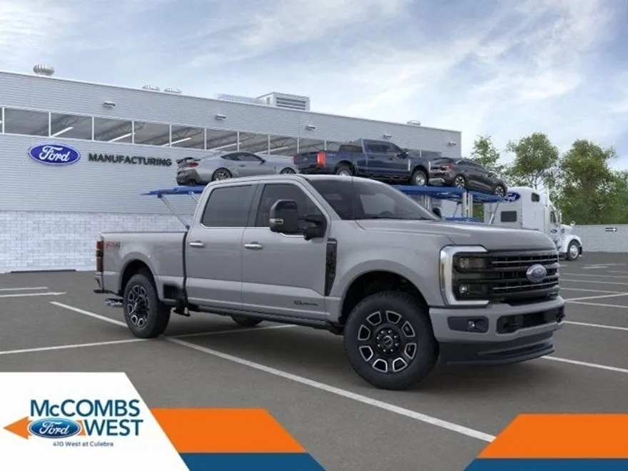 2025 Ford F-250 Platinum photo 1