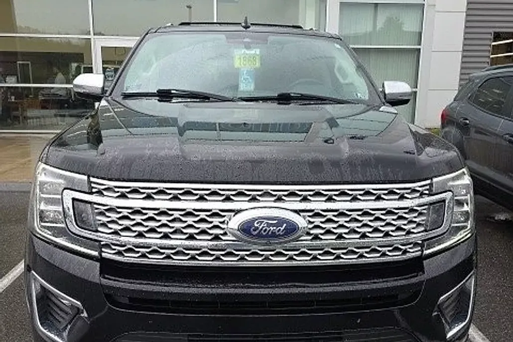 2019 Ford Expedition Platinum photo 1