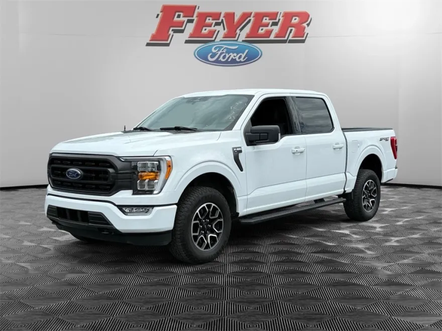 2023 Ford F-150 XLT photo 1