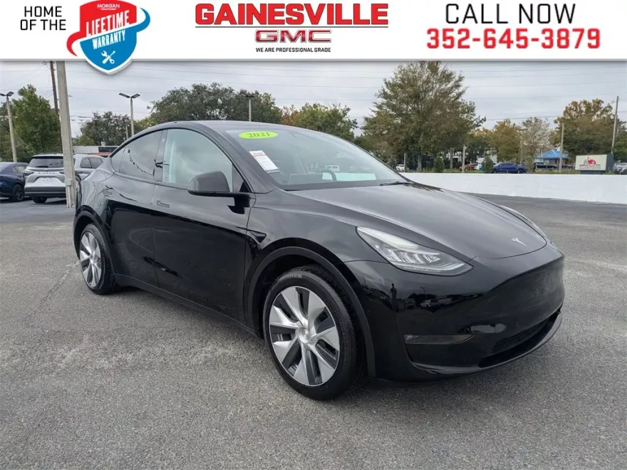 2021 Tesla Model Y Standard Range Rear-Wheel Drive photo 1