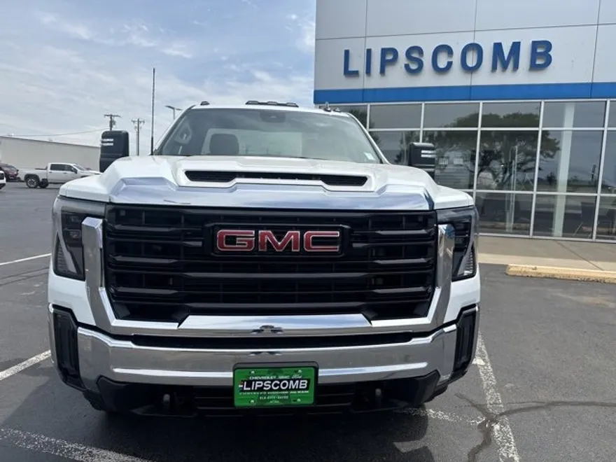 2025 Gmc Sierra 3500 HD Pro photo 1