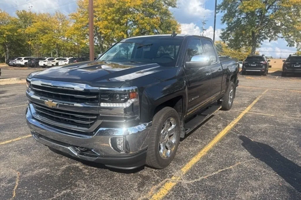 2018 Chevrolet Silverado 1500 LTZ photo 1
