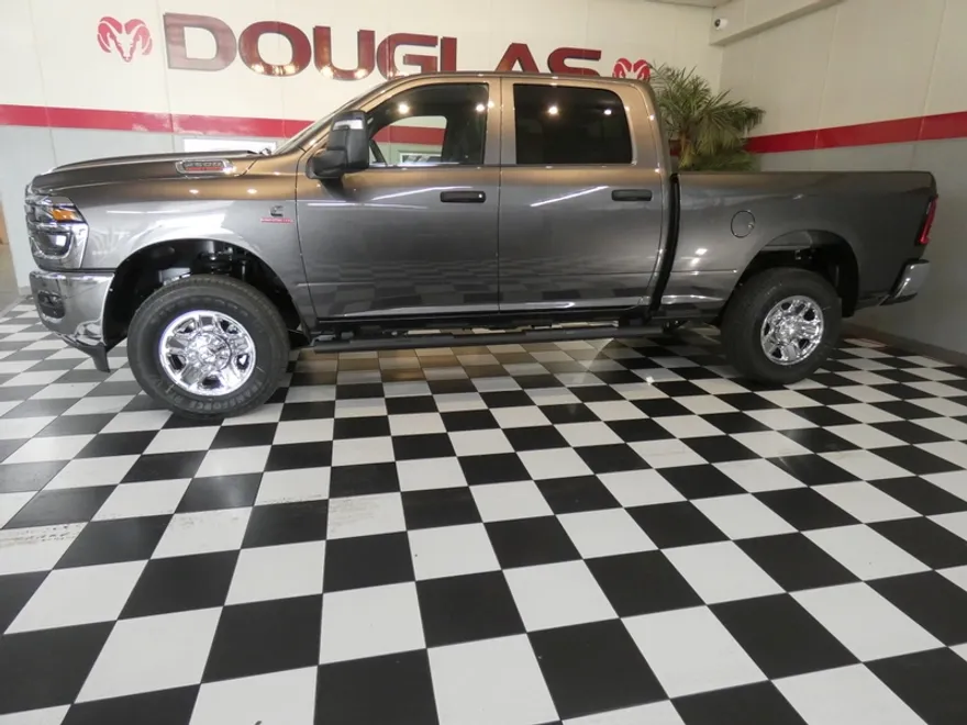 2025 Ram 2500 Tradesman photo 1