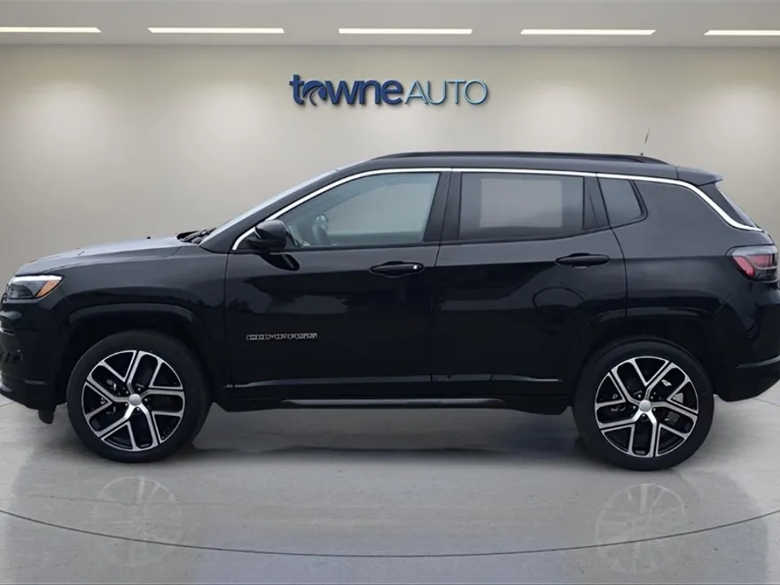 2024 Jeep Compass Limited photo 1
