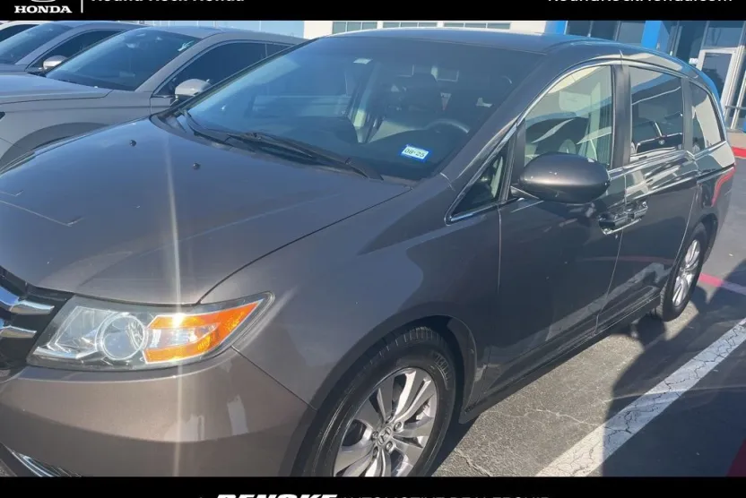 2014 Honda Odyssey EX photo 1