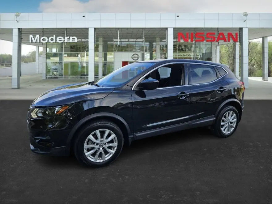 2022 Nissan Rogue Sport S photo 1