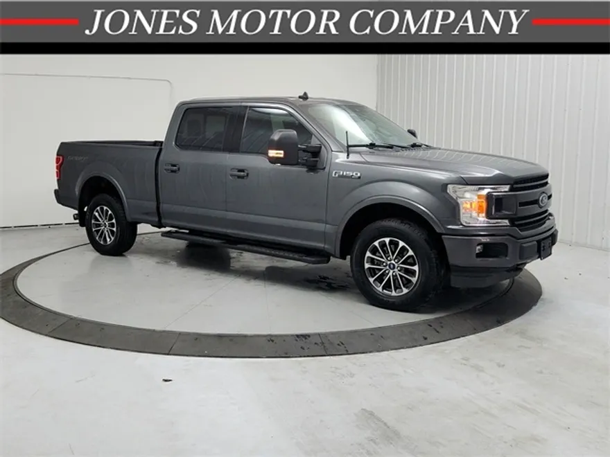 2019 Ford F-150 XLT photo 1