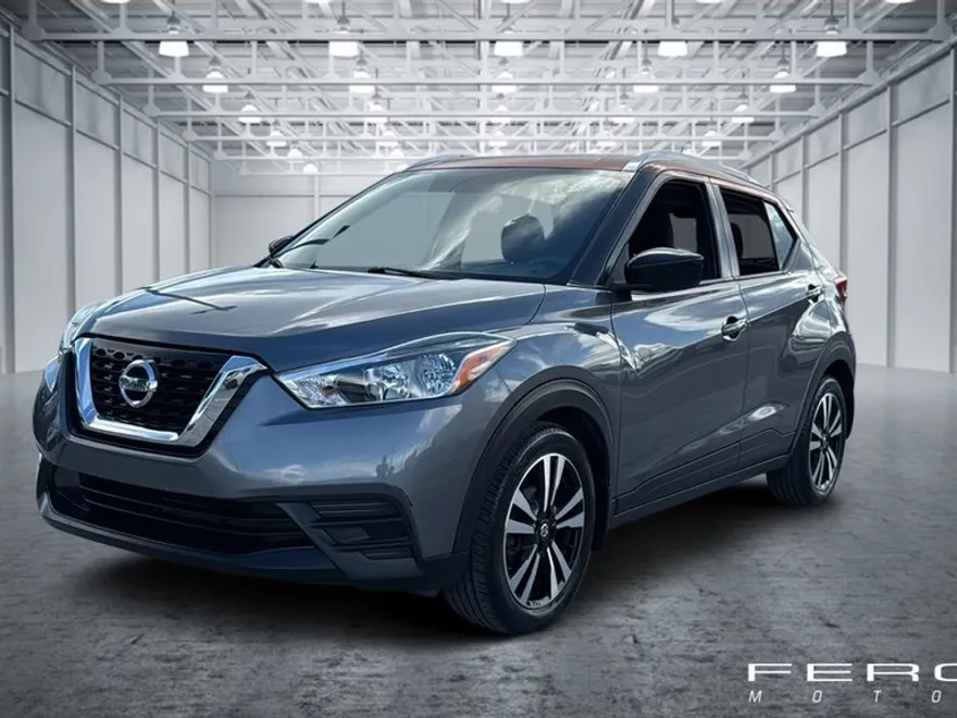 2019 Nissan Kicks SV photo 1