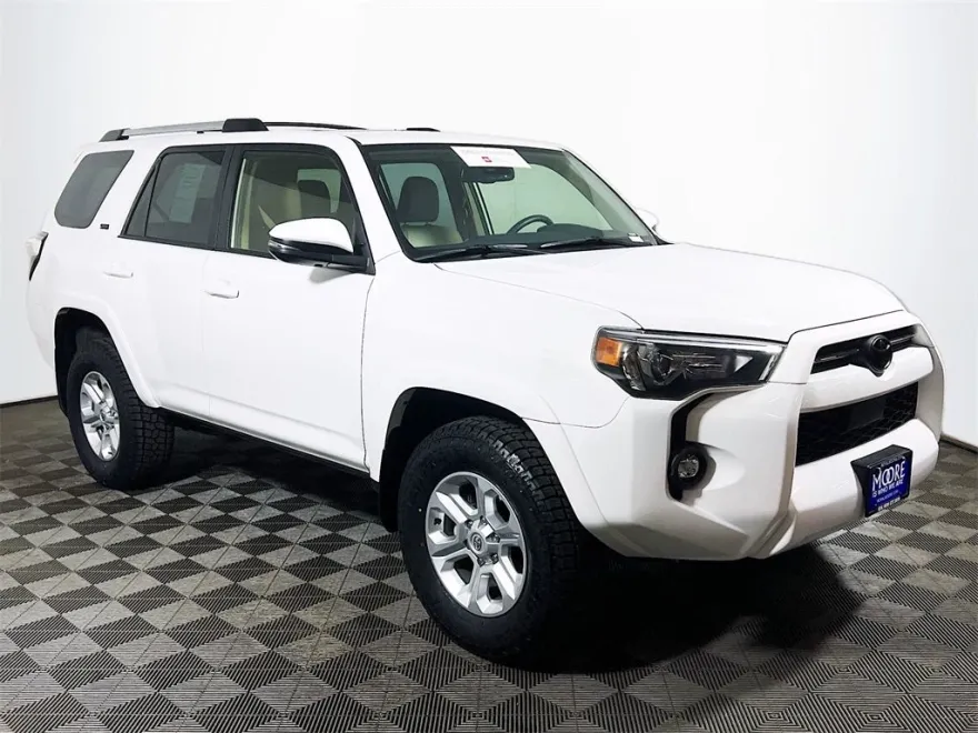 2022 Toyota 4Runner SR5 Premium photo 1