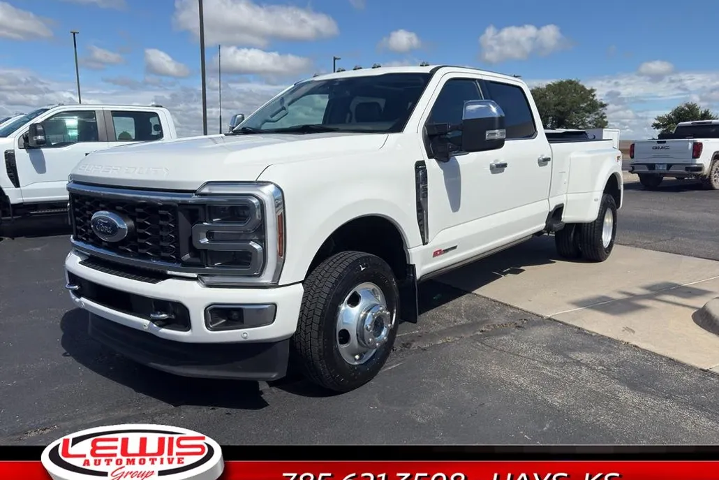 2024 Ford F-350 Limited photo 1