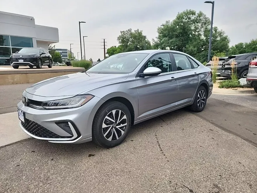 2025 Volkswagen Jetta 1.5T S photo 1