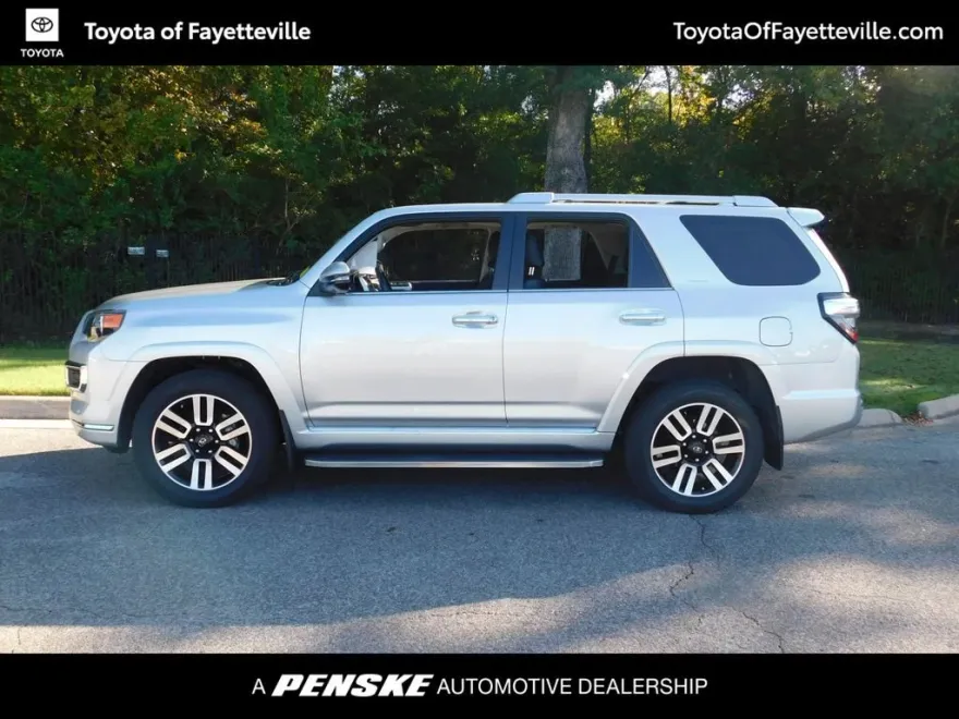 2023 Toyota 4Runner Limited photo 1