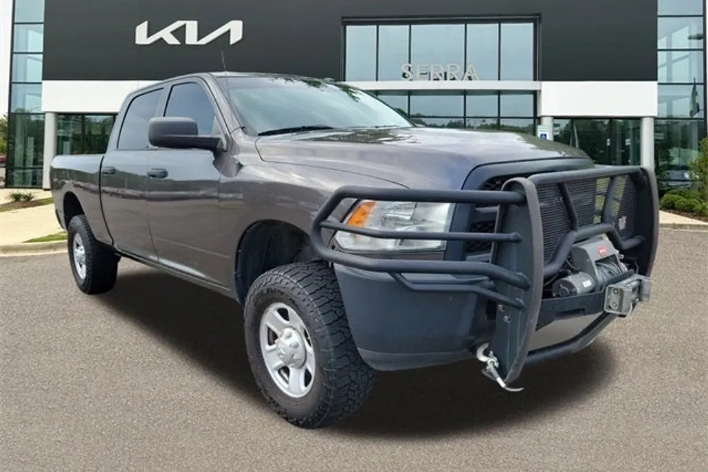 2017 Ram 2500 Tradesman photo 1