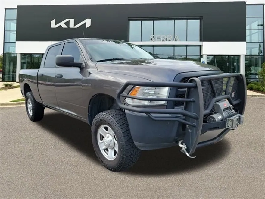 2017 Ram 2500 Tradesman photo 1