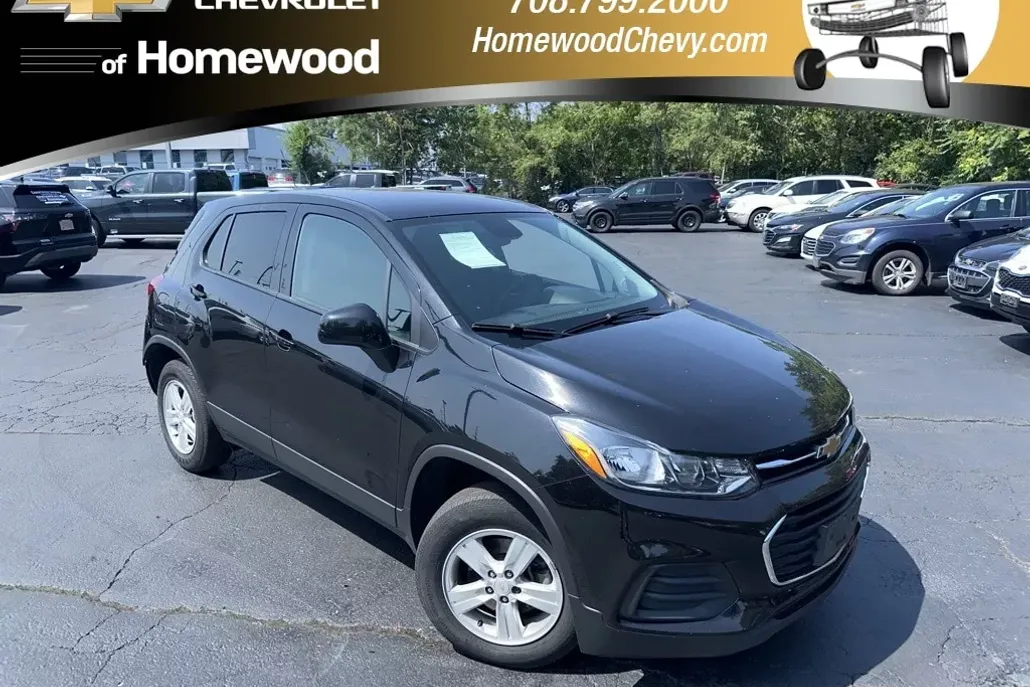 2020 Chevrolet Trax LS photo 1