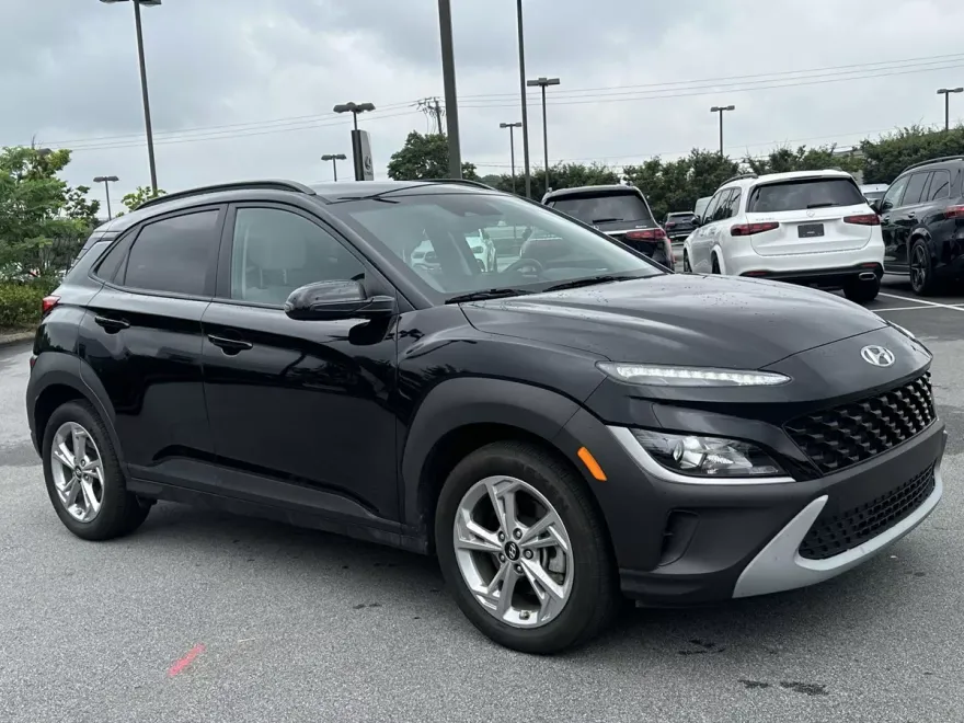 2023 Hyundai Kona SEL photo 1