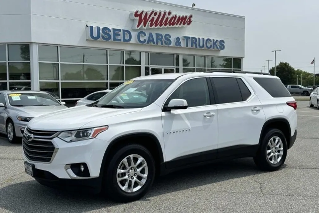 2020 Chevrolet Traverse photo 1