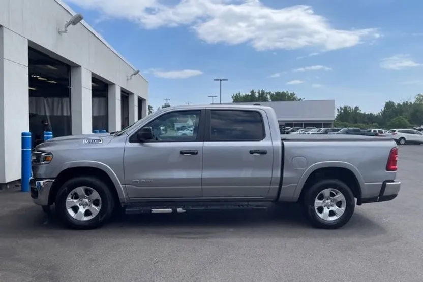 2025 Ram 1500 Big Horn photo 1