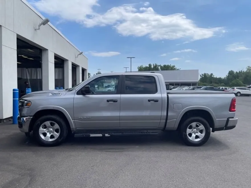 2025 Ram 1500 Big Horn photo 1