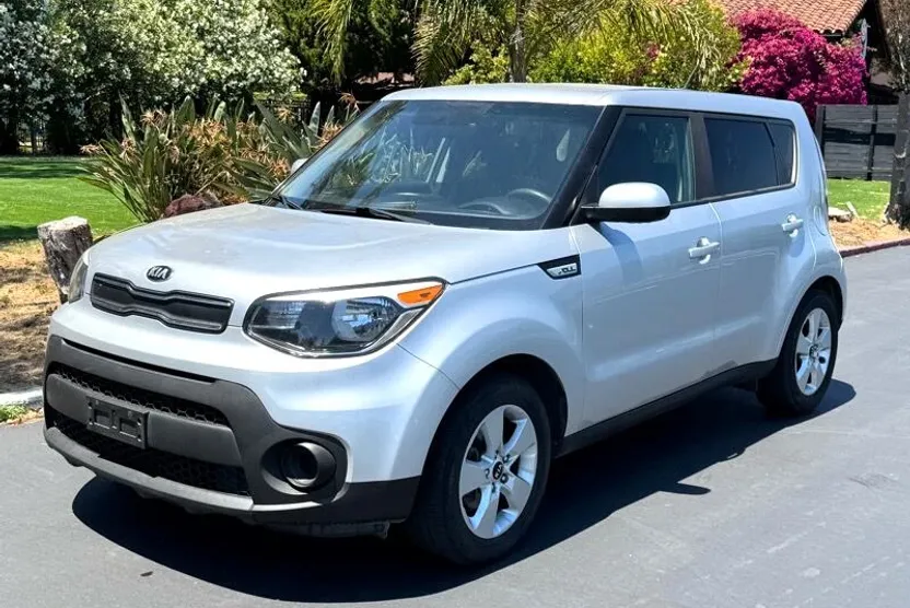 2018 Kia Soul Base photo 1