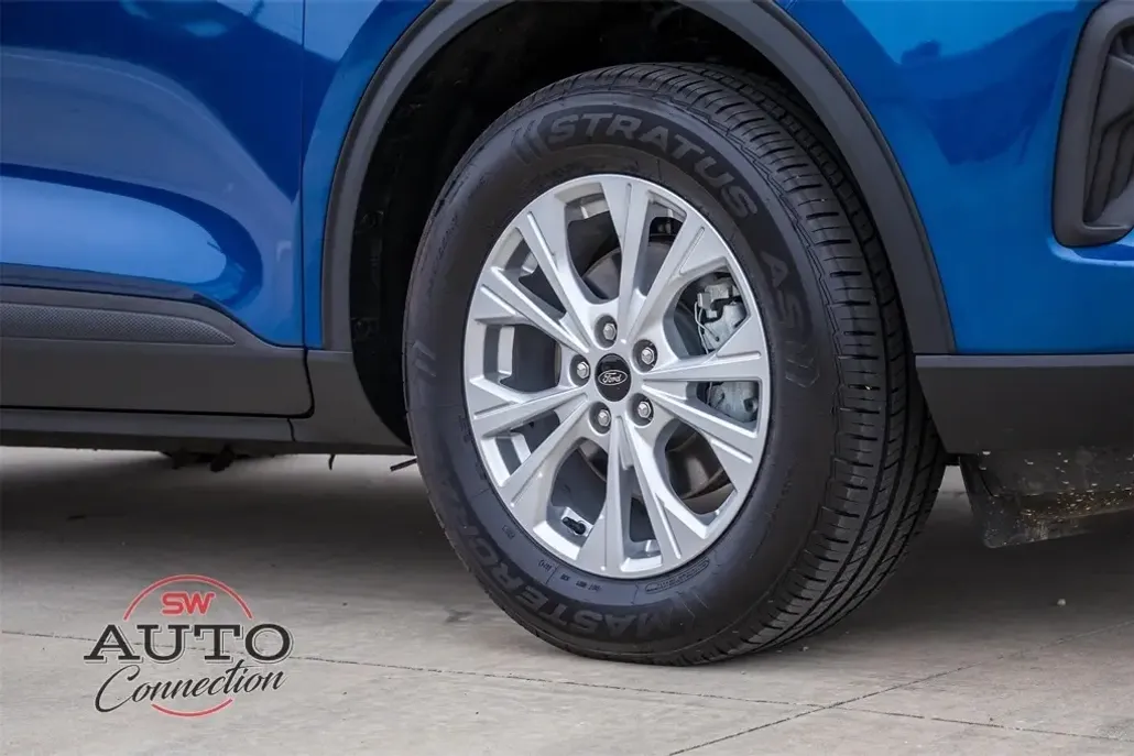 2023 Ford Escape Active photo 1