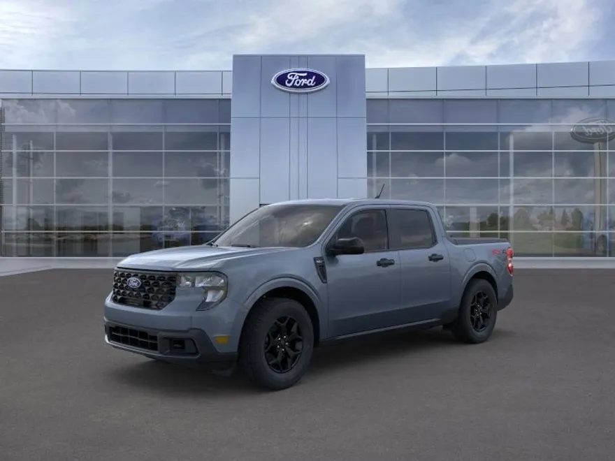 2025 Ford Maverick XLT photo 1