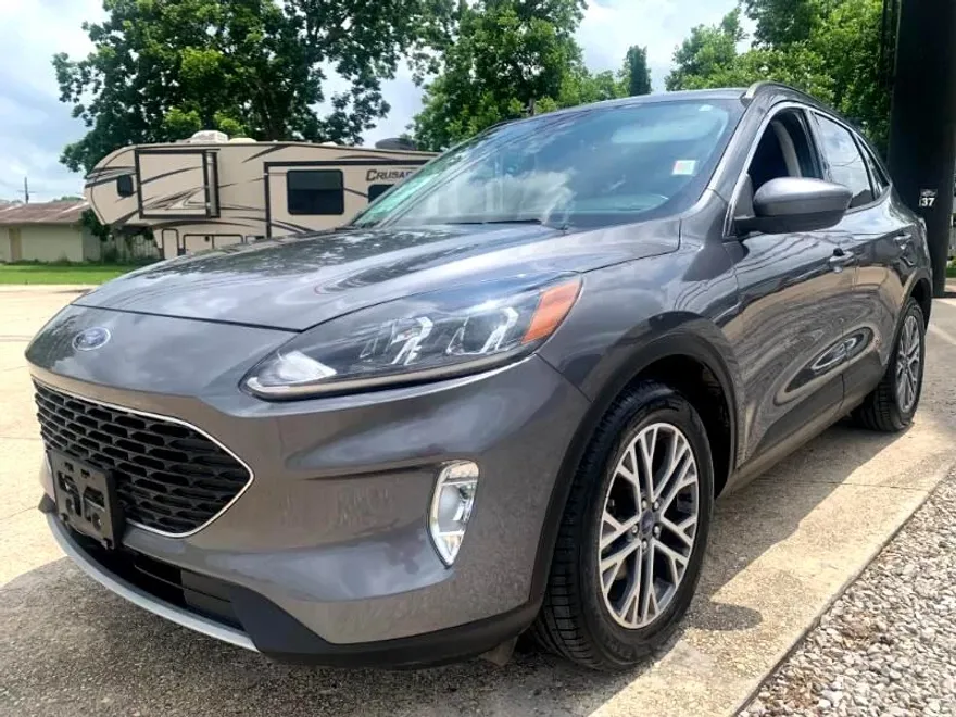 2021 Ford Escape SEL photo 1