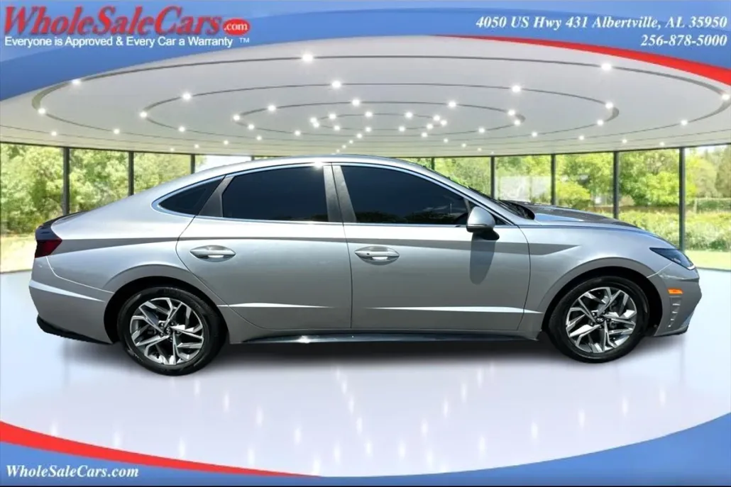 2022 Hyundai Sonata SEL photo 1