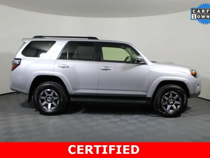 2024 Toyota 4Runner TRD Off-Road Premium photo 1