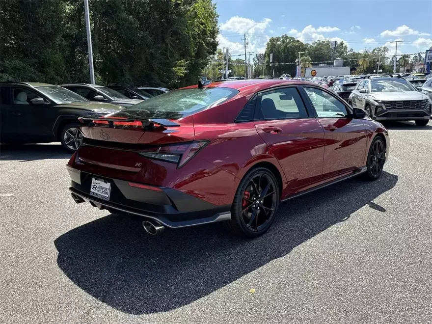 2025 Hyundai Elantra N photo 1