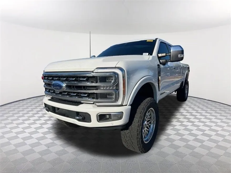 2023 Ford F-250 Platinum photo 1