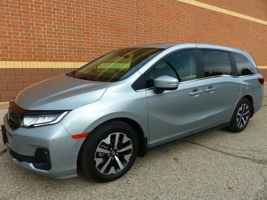 2025 Honda Odyssey EX-L photo 1