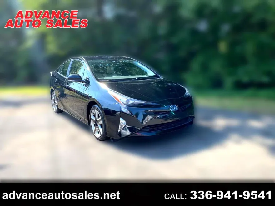 2016 Toyota Prius Two Eco photo 1