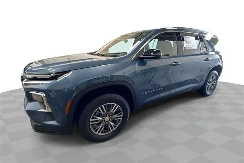 2024 Chevrolet Traverse photo 1