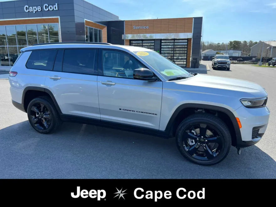 2025 Jeep Grand Cherokee Altitude X photo 1