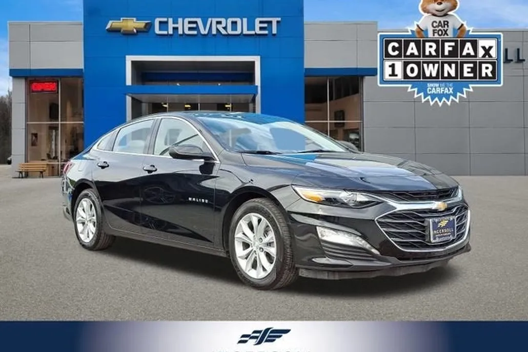 2025 Chevrolet Malibu 1LT photo 1