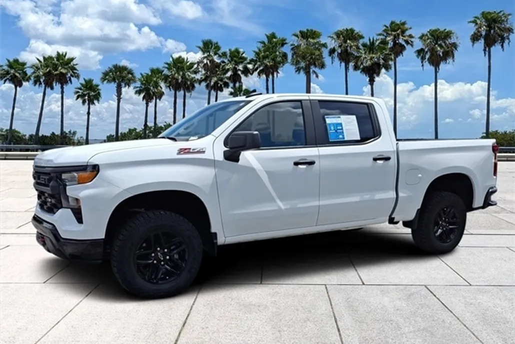2024 Chevrolet Silverado 1500 Custom Trail Boss photo 1
