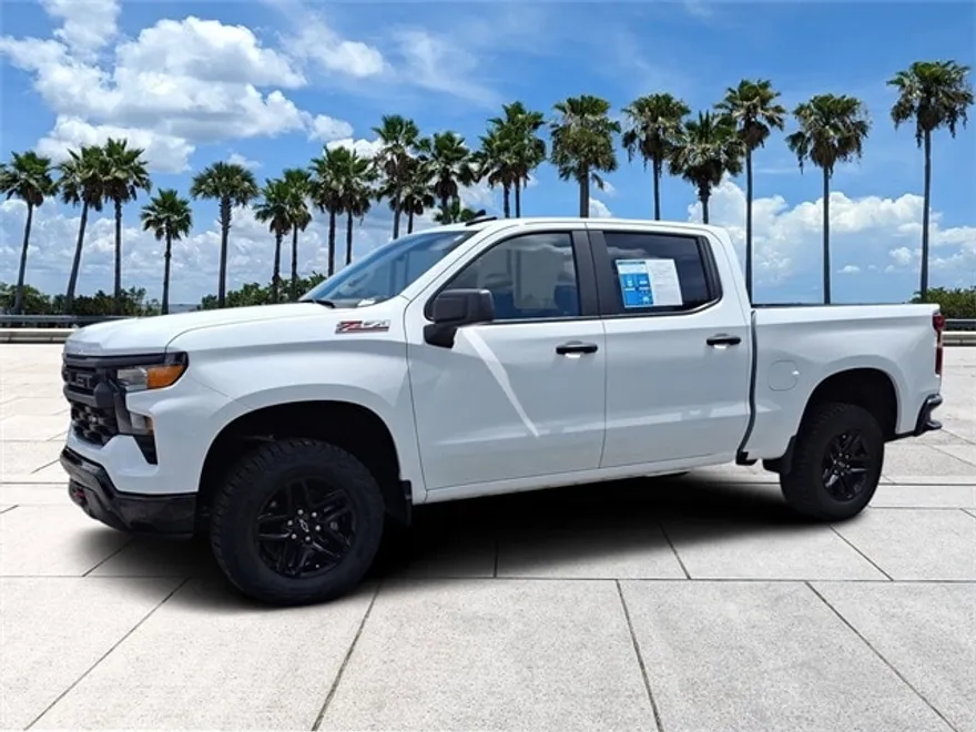 2024 Chevrolet Silverado 1500 Custom Trail Boss photo 1