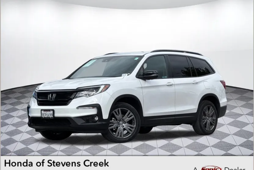 2022 Honda Pilot Sport photo 1