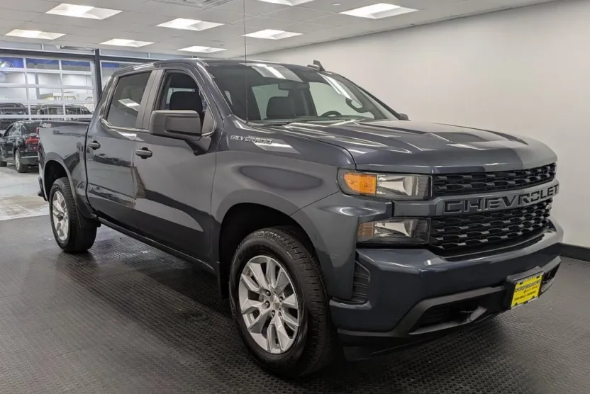 2021 Chevrolet Silverado 1500 Custom photo 1