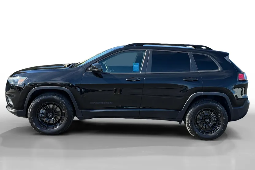 2019 Jeep Cherokee Altitude photo 1