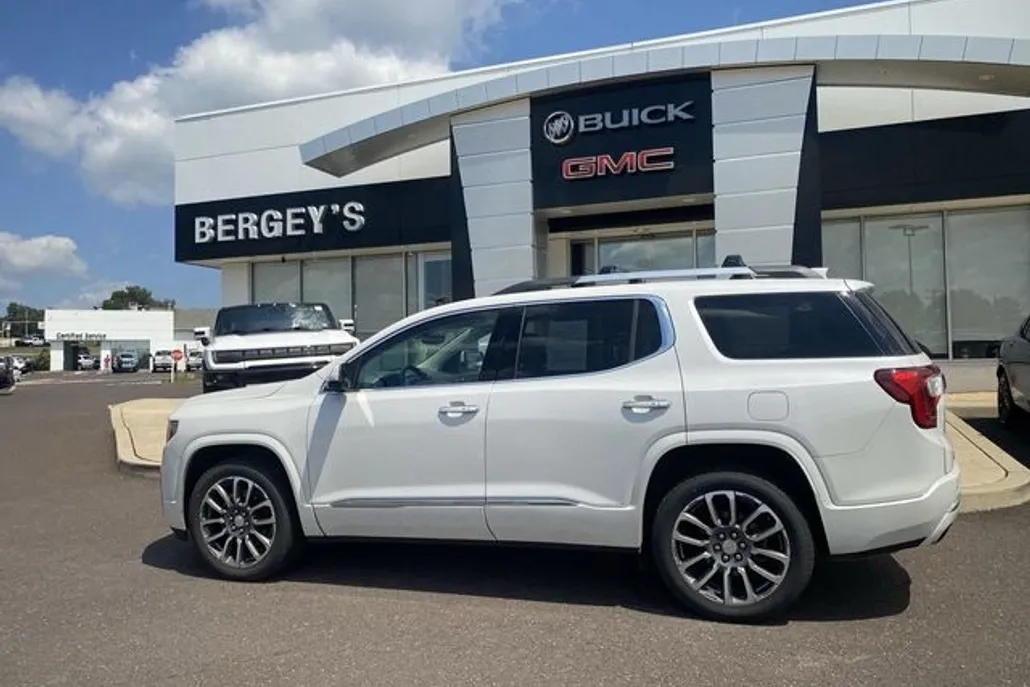 2021 Gmc Acadia Denali photo 1