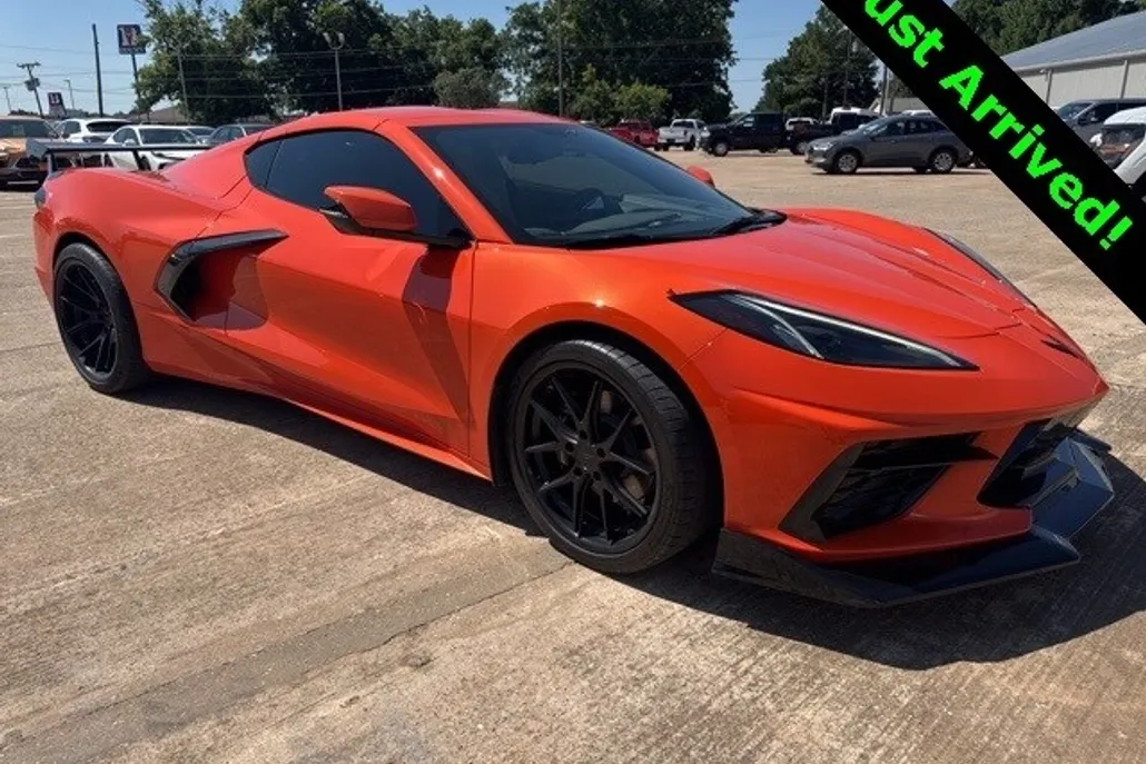 2021 Chevrolet Corvette Stingray 2LT photo 1