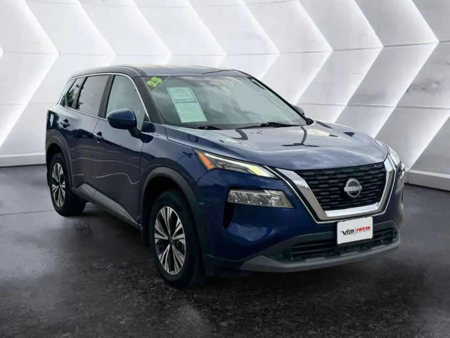 2023 Nissan Rogue SV photo 1