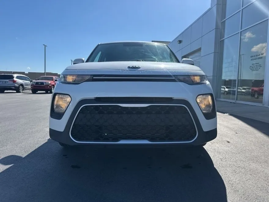 2020 Kia Soul LX photo 1