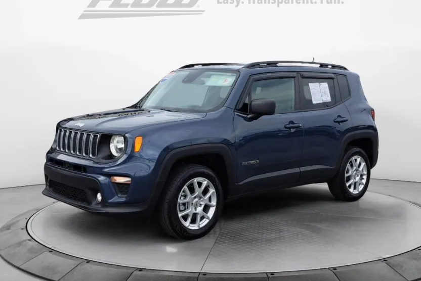 2022 Jeep Renegade Latitude photo 1