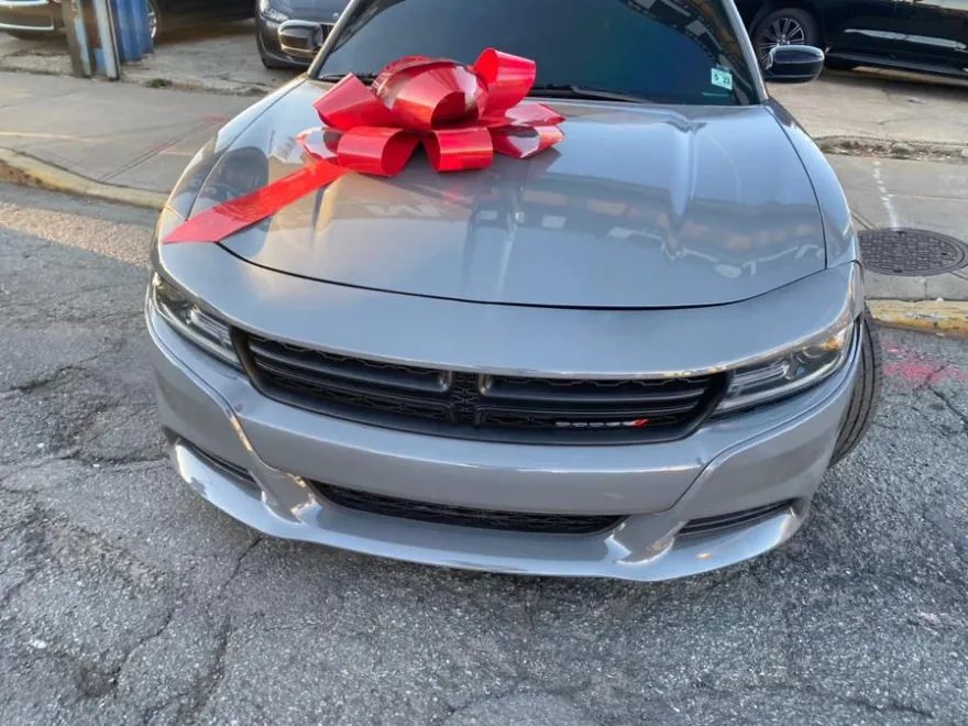 2018 Dodge Charger SXT Plus photo 1