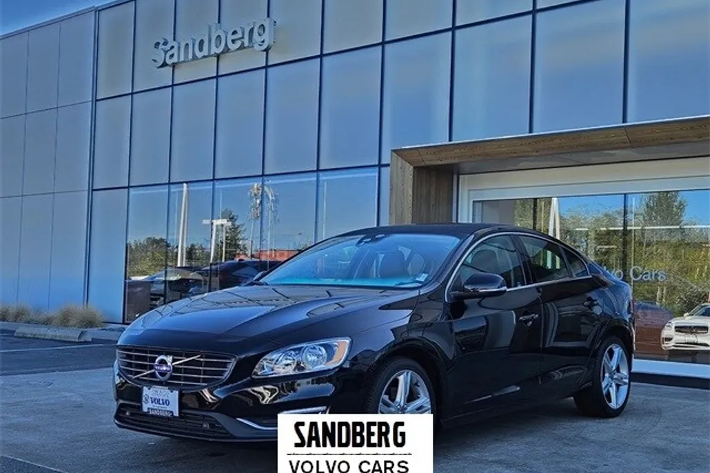 2016 Volvo S60 T5 Drive-E Premier photo 1